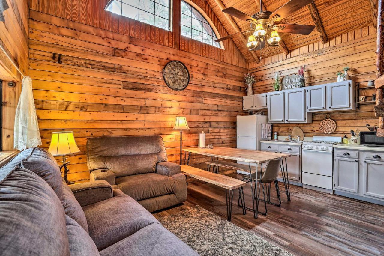 Broken Bow Log Cabin With Fire Pit, Pond, And Deck! Esterno foto