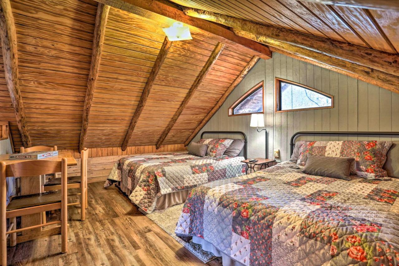 Broken Bow Log Cabin With Fire Pit, Pond, And Deck! Esterno foto